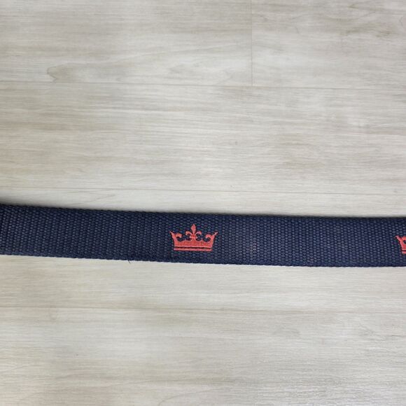 Peter Millar Golf Club Crown Logo Men's Needlepoint Belt Blue Red Size 42 - Picture 4 of 13